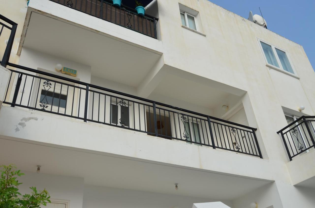 Ithaki Gardens Apartment 107 Paphos Eksteriør bilde